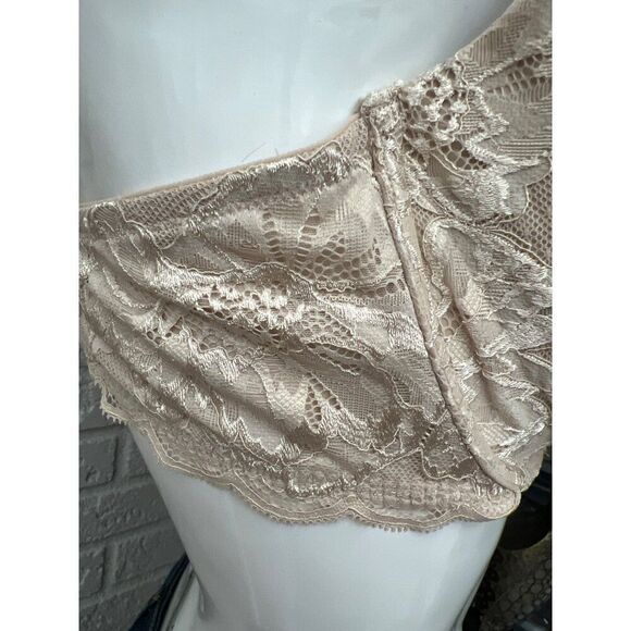 M&S Lingerie Women Almond Bra With Lace Detail Size 40D - Picture 6 of 11